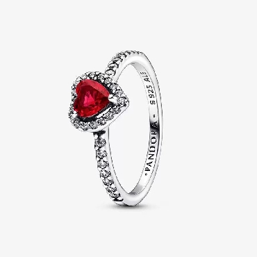 Pandora® sterling silver heart ring with cherries.
Size 5