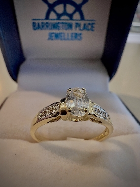 White topaz and diamond ring