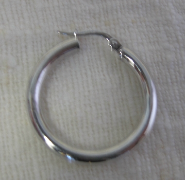 10K White Gold Earrings